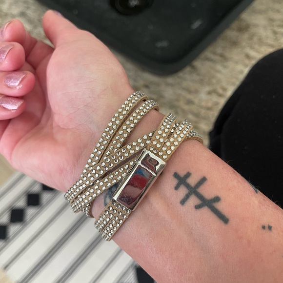 Leather wrap bracelet - Picture 5 of 7